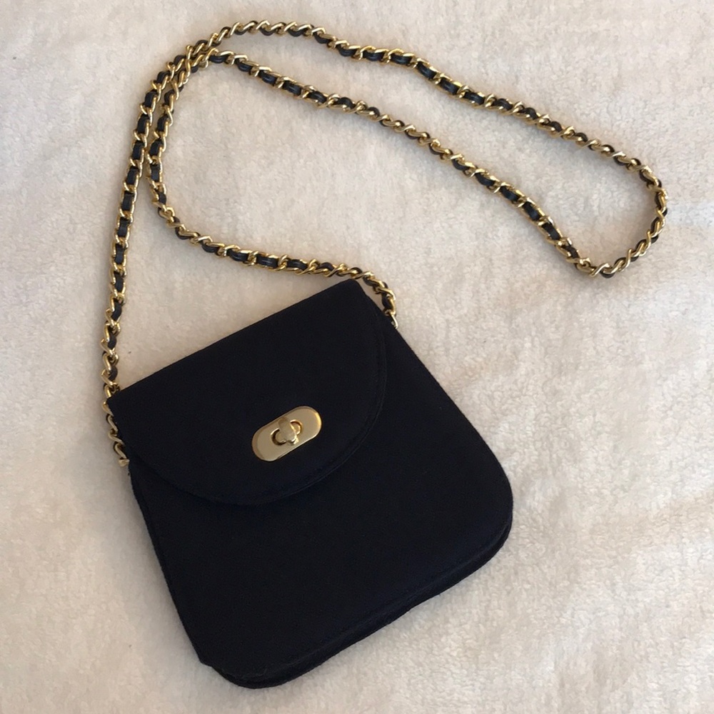 Small navy blue purse